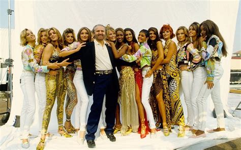 gianni versace e luti|Gianni Versace. An Italian Legend .